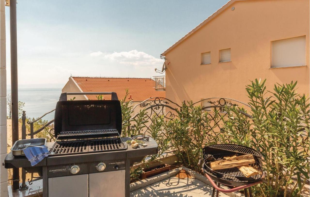Amazing Apartment In Krvavica With Wifi Ngoại thất bức ảnh