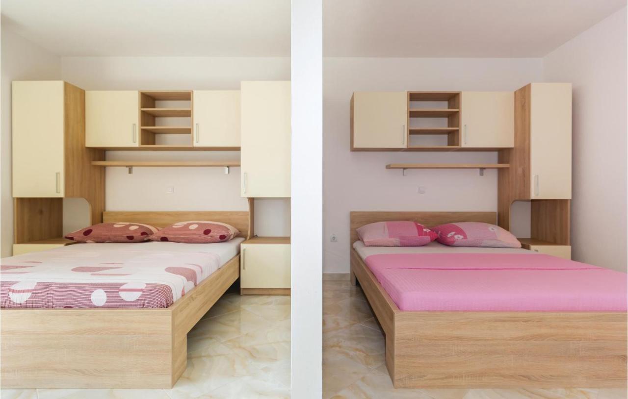 Amazing Apartment In Krvavica With Wifi Ngoại thất bức ảnh